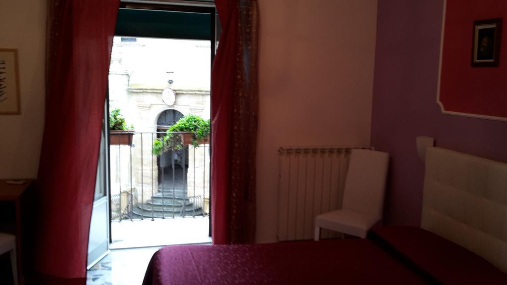 Gualtiero Camere & Suite Caltagirone Ngoại thất bức ảnh